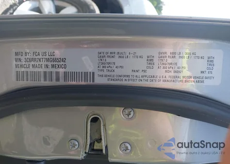 2021 Ram 1500 Classic Tradesman 4X4 5'7 Box z USA, uszkodzony, nr VIN 3C6RR7KT7MG665242